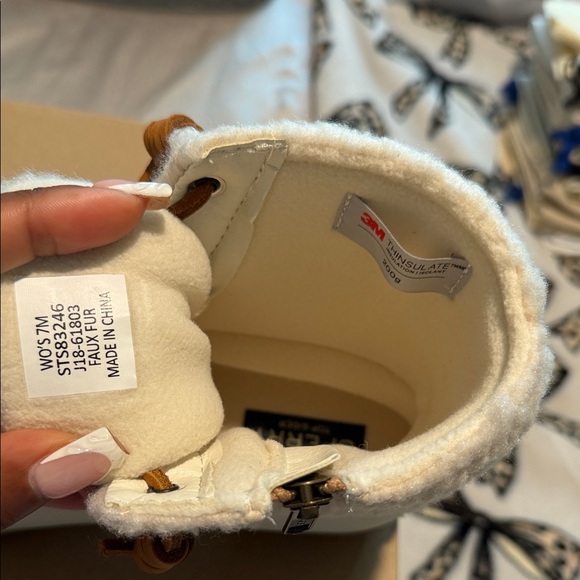 Sperry womens Cream and Tan Duck Boots - Picture 5 of 5